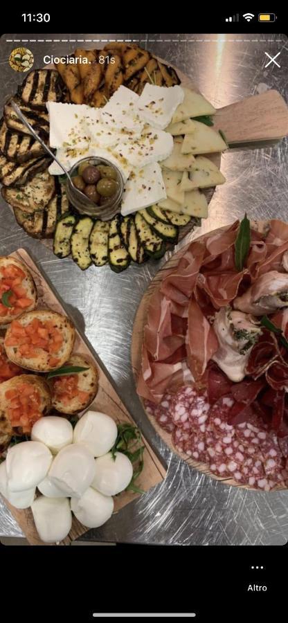 La Tenuta Di Trimalcione Pofi ภายนอก รูปภาพ
