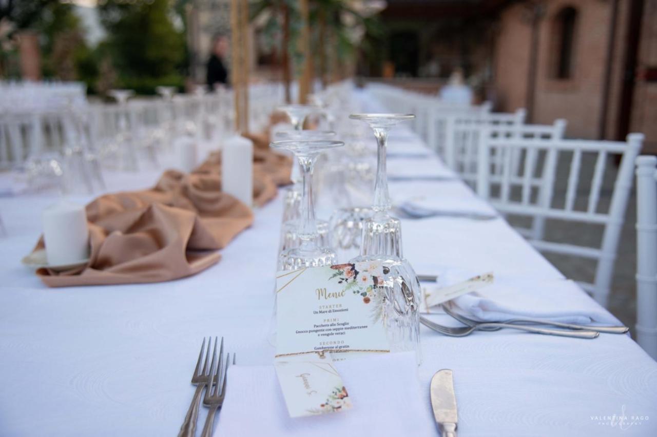 La Tenuta Di Trimalcione Pofi ภายนอก รูปภาพ